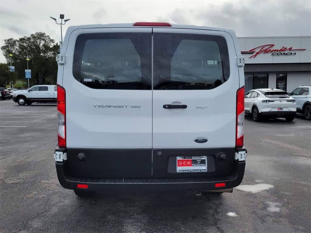 Thumbnail: 2020 Ford Econoline - 4