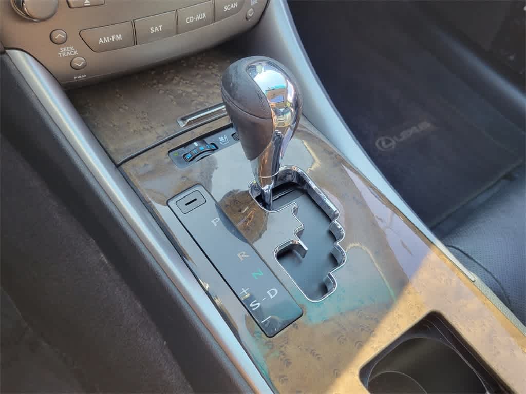 Thumbnail: 2012 Lexus IS - 21