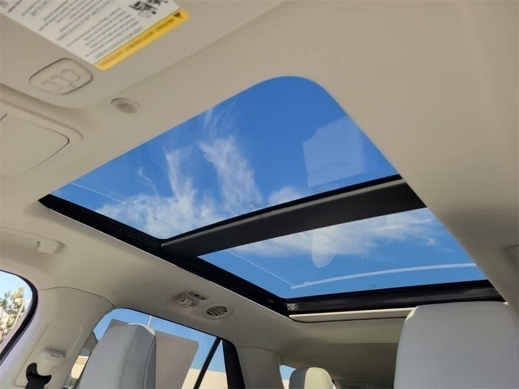 Thumbnail: 2025 Ford Explorer - 16