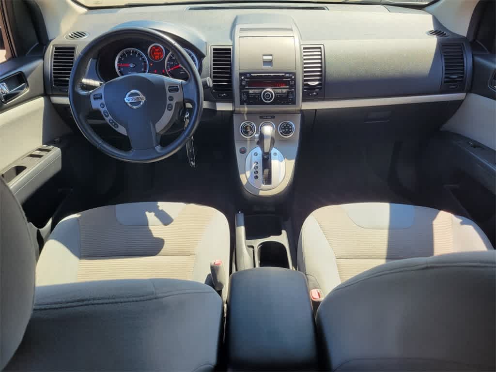 Thumbnail: 2011 Nissan Sentra - 12
