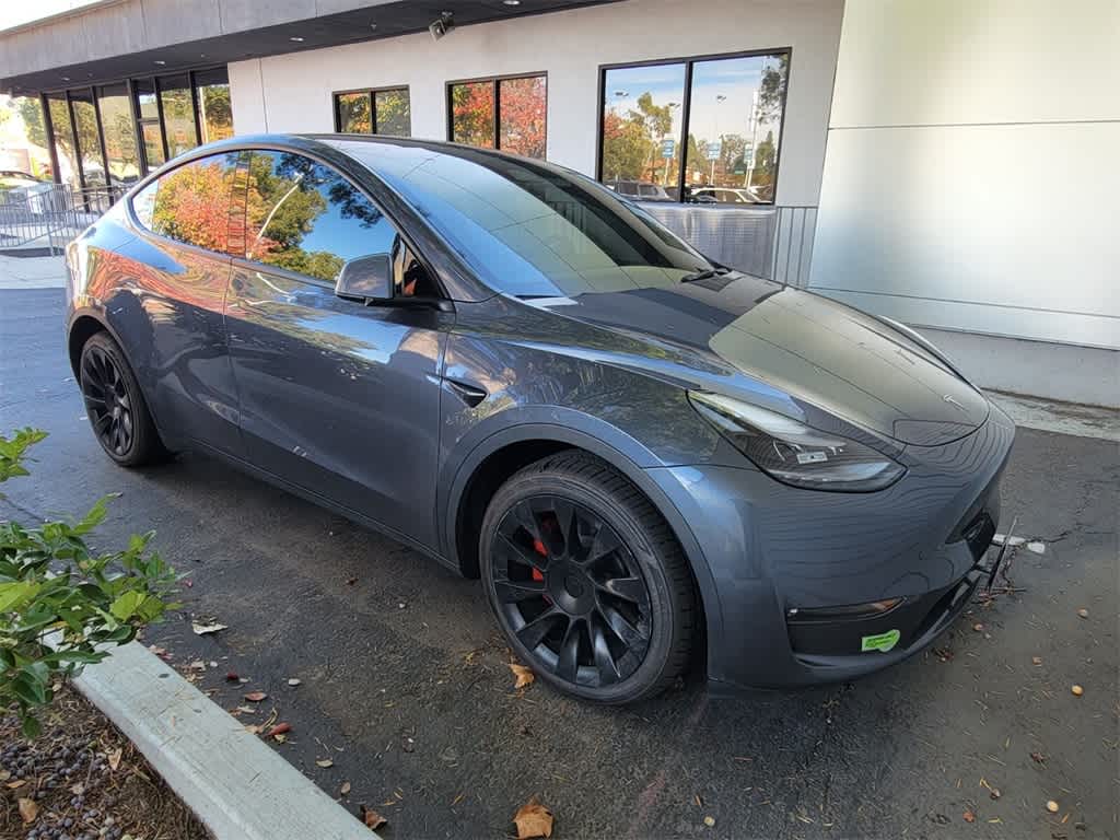 Thumbnail: 2023 Tesla Model Y - 8