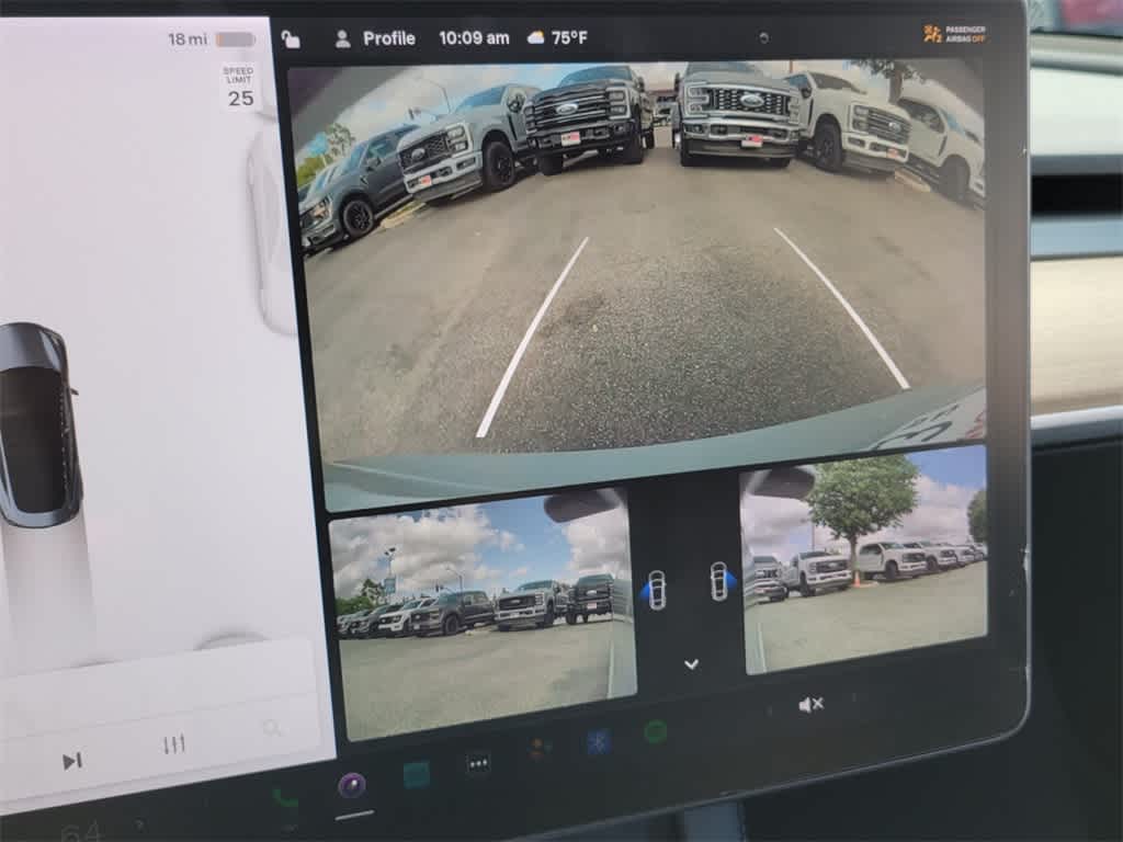 Thumbnail: 2021 Tesla Model 3 - 23