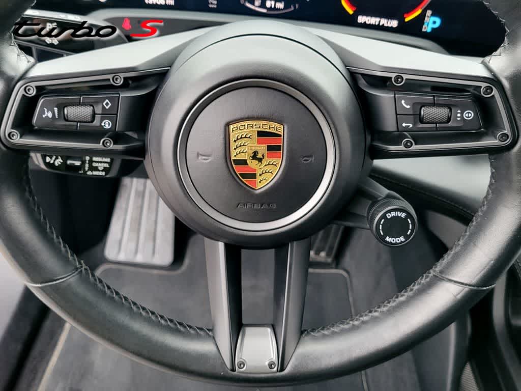 Thumbnail: 2021 Porsche Taycan - 19