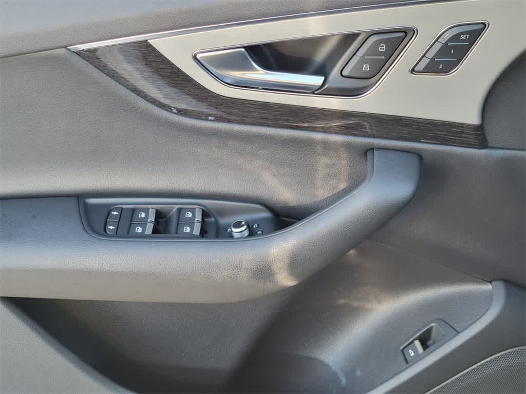 Thumbnail: 2019 Audi Q7 - 21