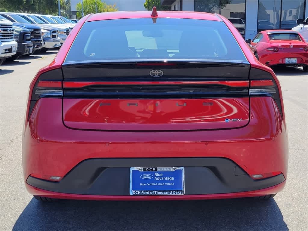 2023 Toyota Prius LE 4