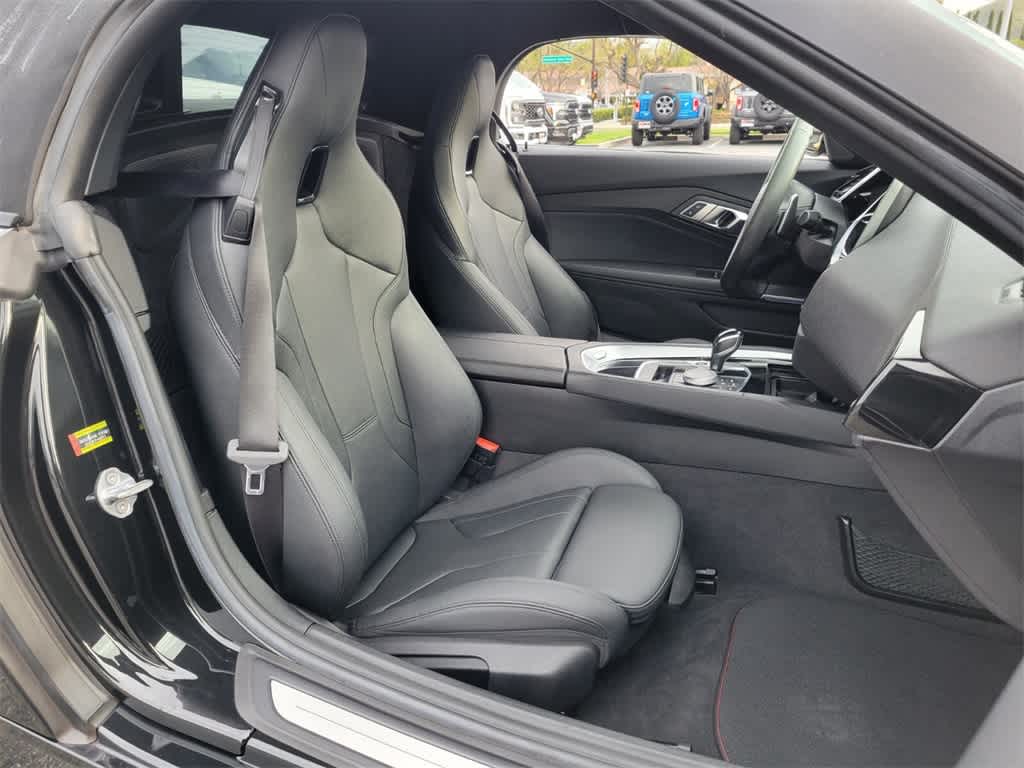 Thumbnail: 2019 BMW Z4 - 15