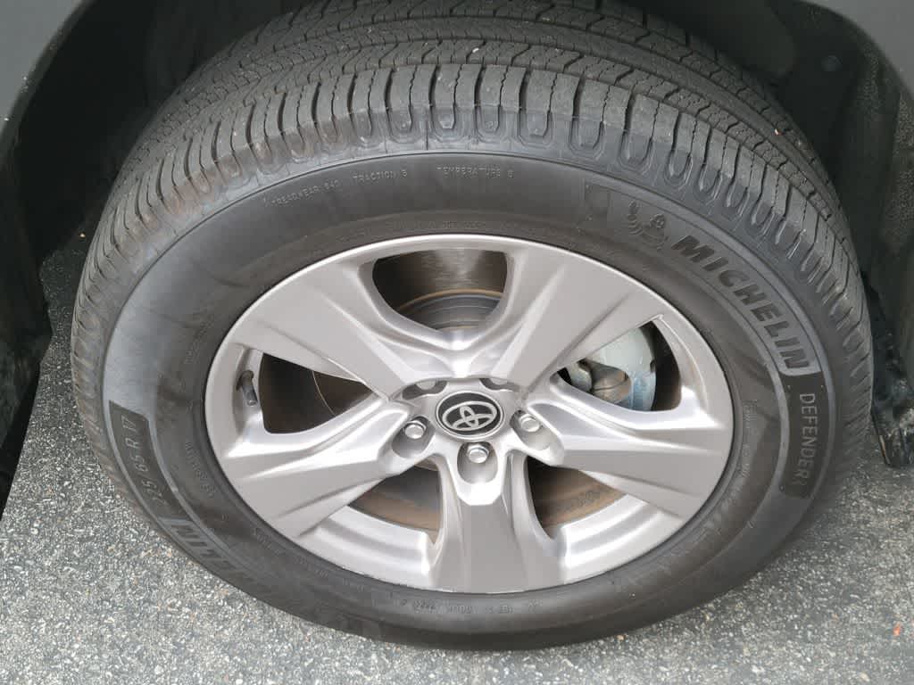 Thumbnail: 2023 Toyota RAV4 - 10