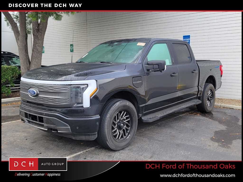 2022 Ford F-150 Lightning Truck SuperCrew Cab 