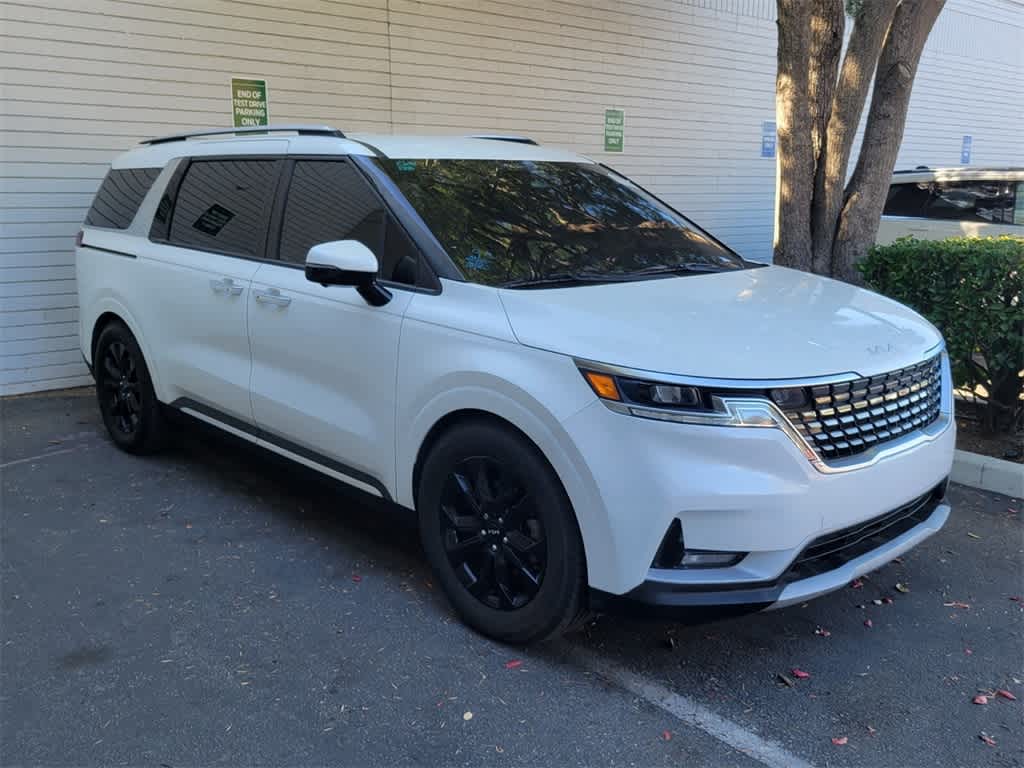 Thumbnail: 2022 Kia Carnival - 9