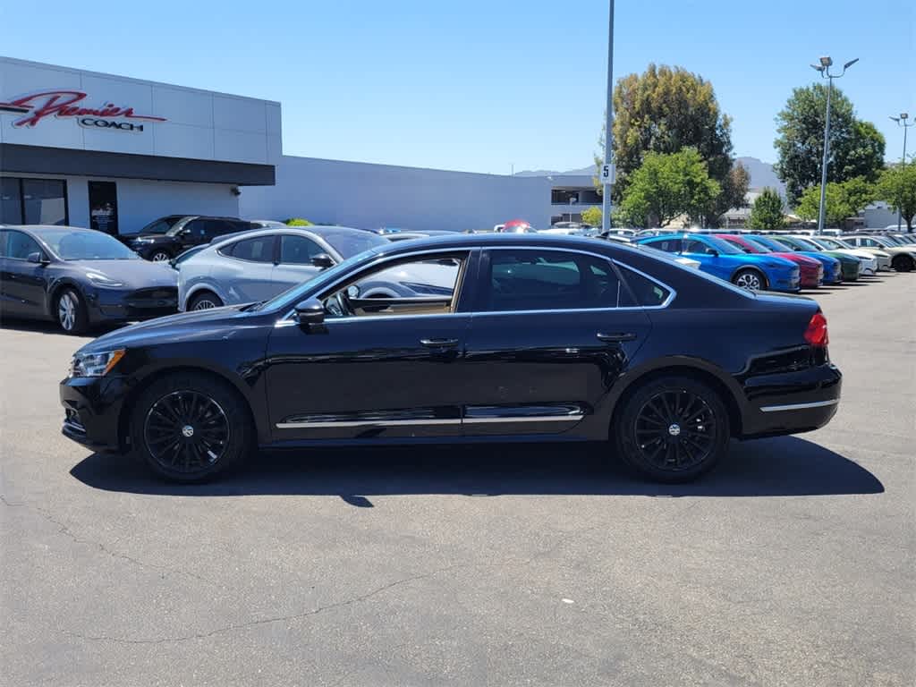 Thumbnail: 2016 Volkswagen Passat - 2