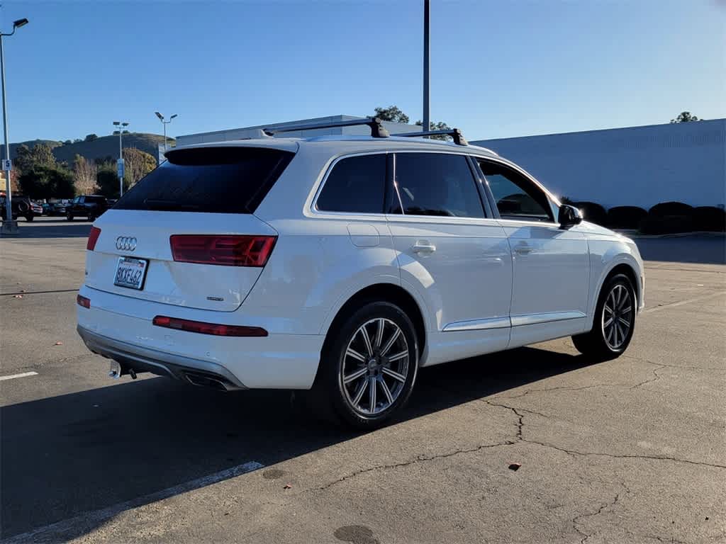 Thumbnail: 2019 Audi Q7 - 7