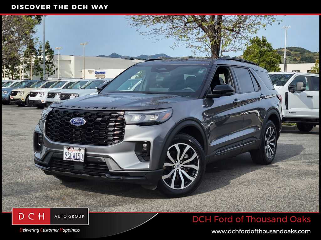 2025 Ford Explorer