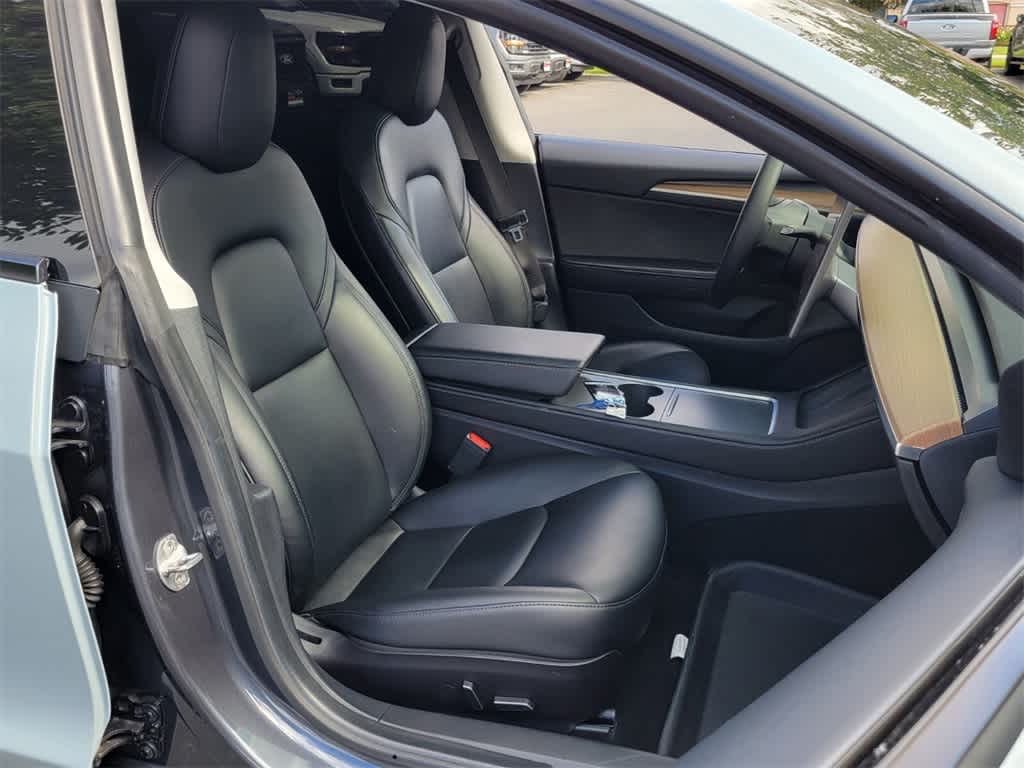 Thumbnail: 2021 Tesla Model 3 - 14