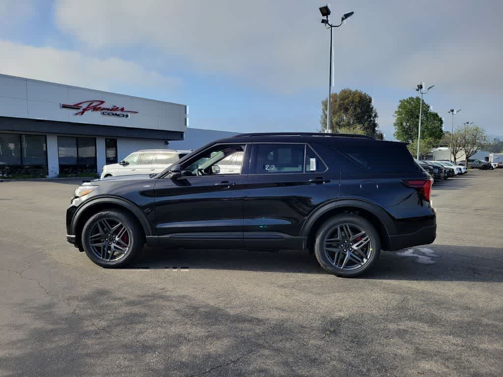 Thumbnail: 2026 Ford Explorer - 2