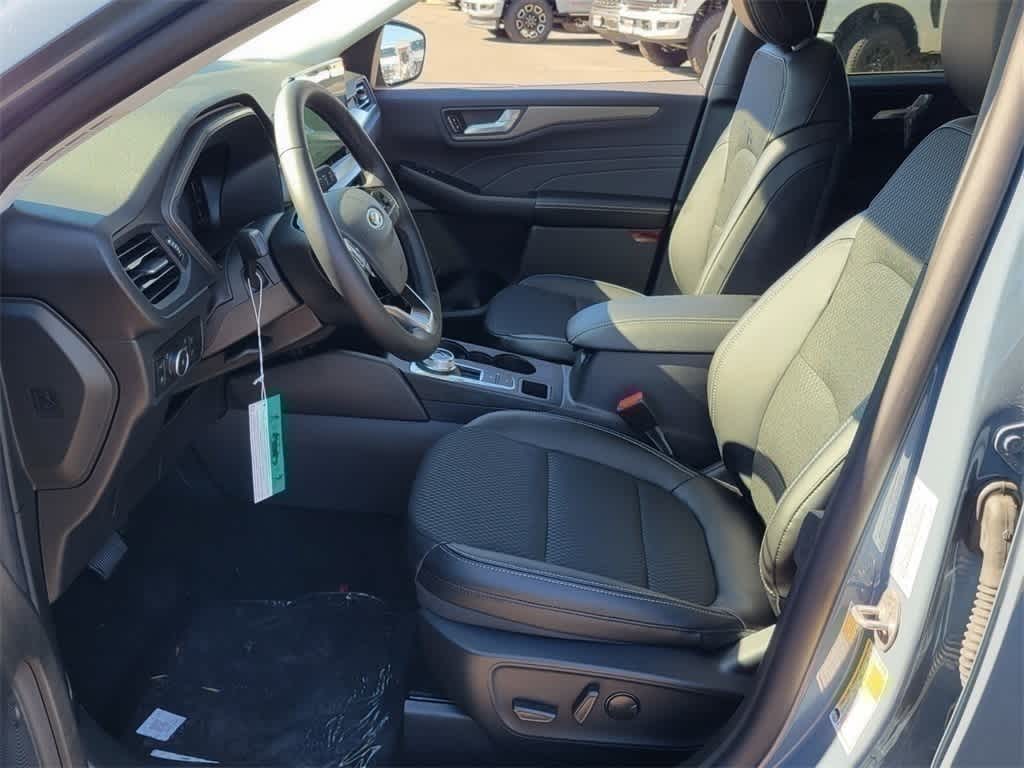 Thumbnail: 2025 Ford Escape - 10