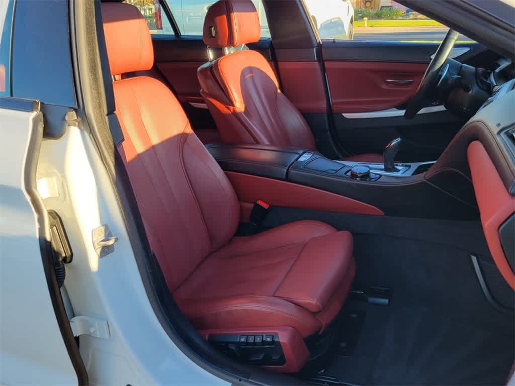 Thumbnail: 2015 BMW 6 Series - 15