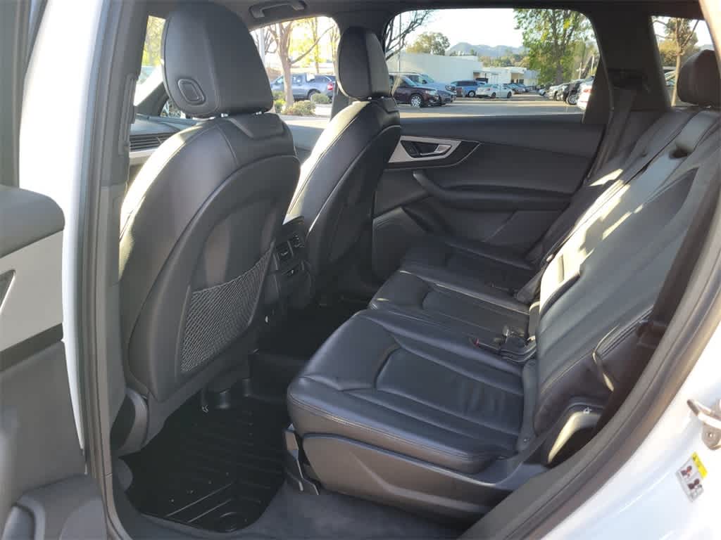 Thumbnail: 2019 Audi Q7 - 12