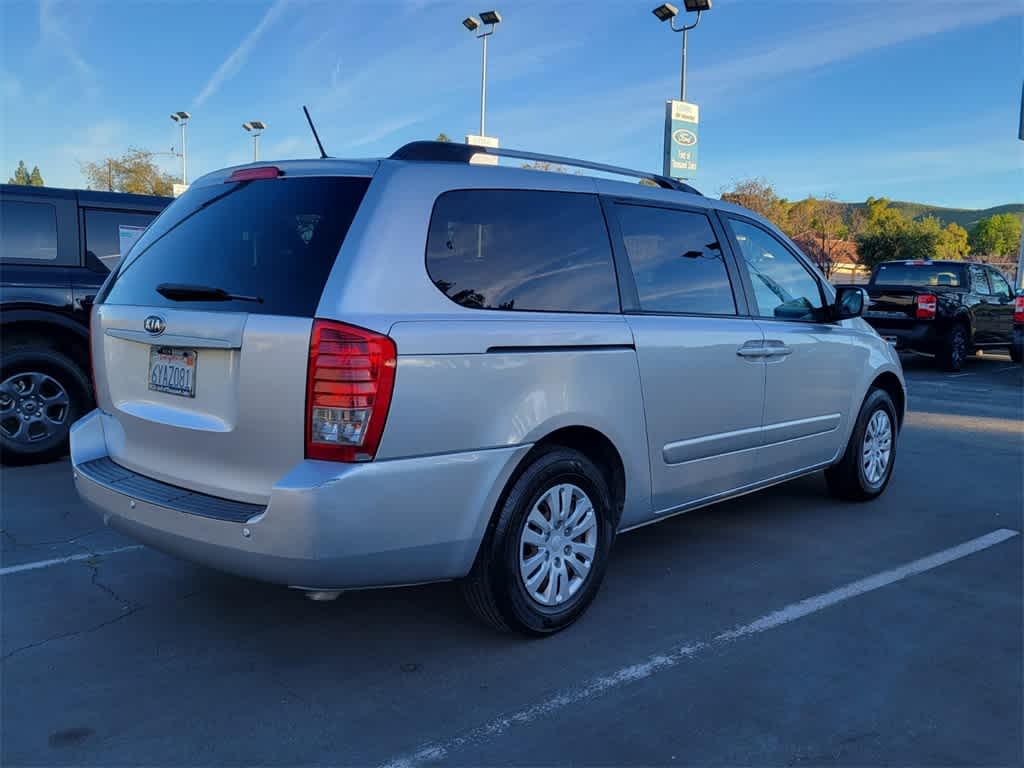 Thumbnail: 2012 Kia Sedona - 5