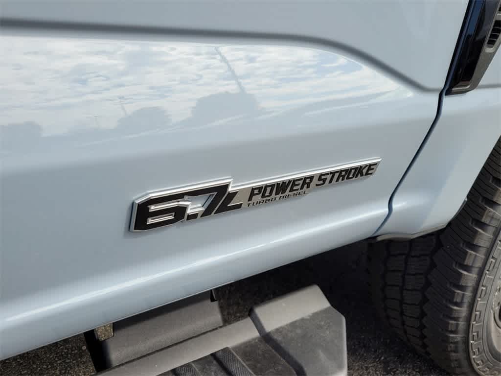 2025 Ford F-250 Lariat 8