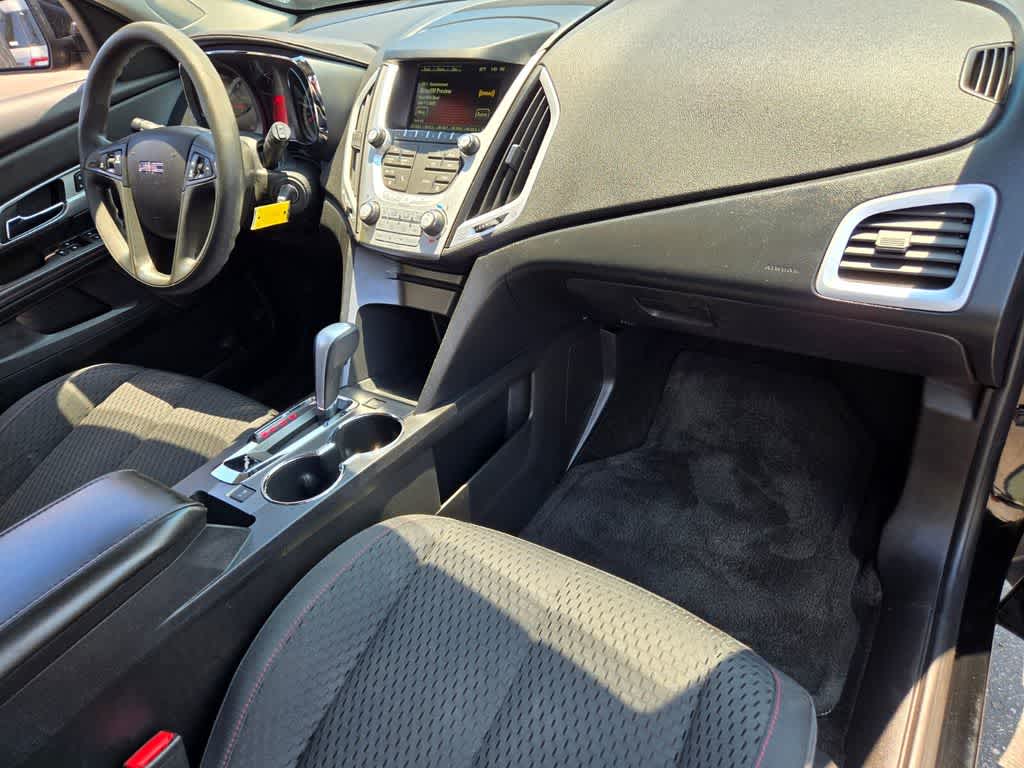Thumbnail: 2015 GMC Terrain - 16