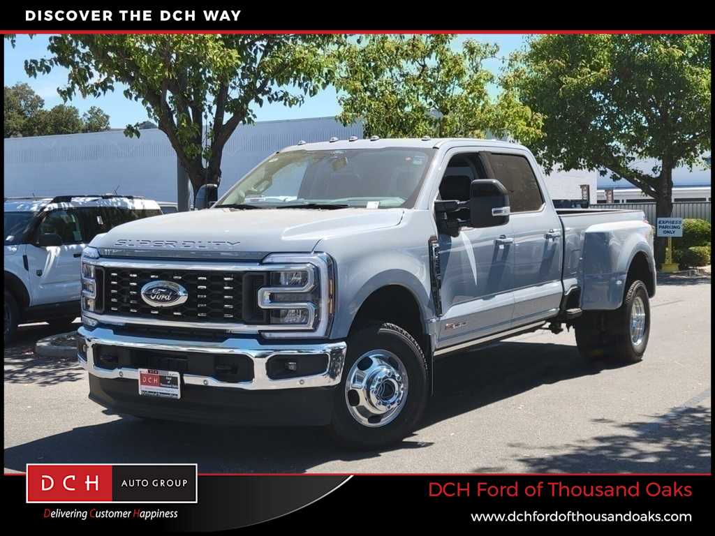 2025 Ford F-350 Truck Crew Cab 