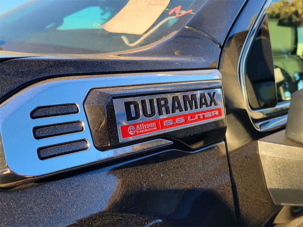 2024 Gmc Sierra 2500 HD Denali photo 3