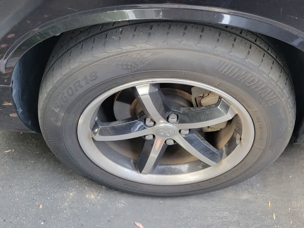 Used 2010 Dodge Challenger SE with VIN 2B3CJ4DV6AH111190 for sale in Thousand Oaks, CA