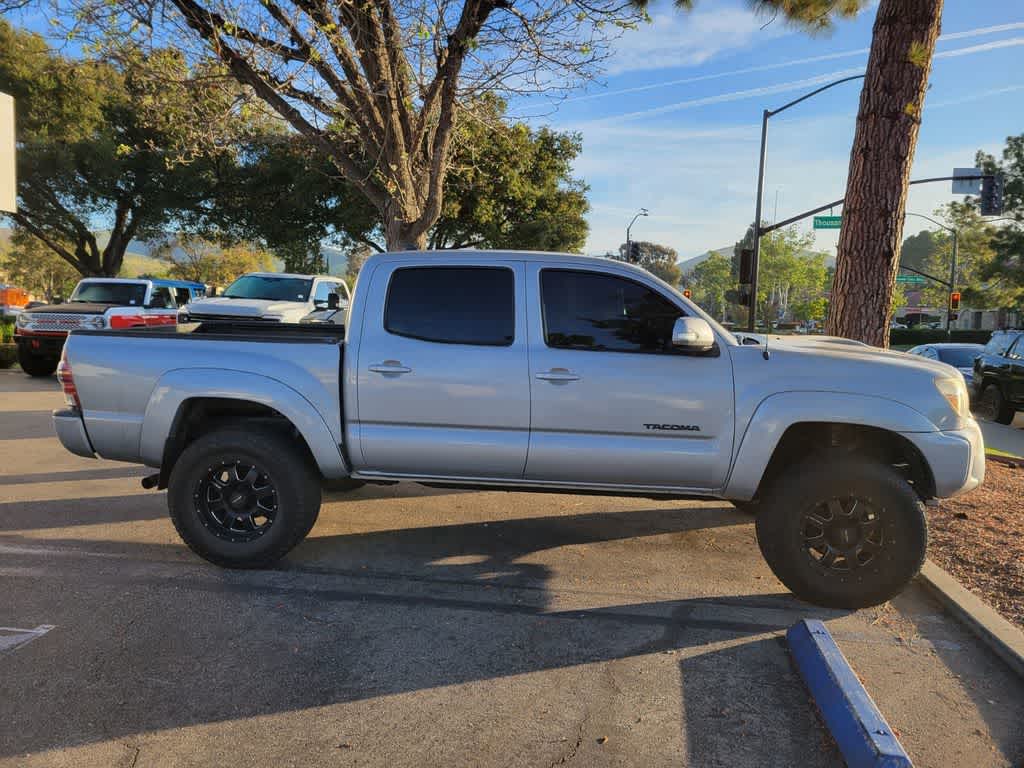 Thumbnail: 2012 Toyota Tacoma - 10