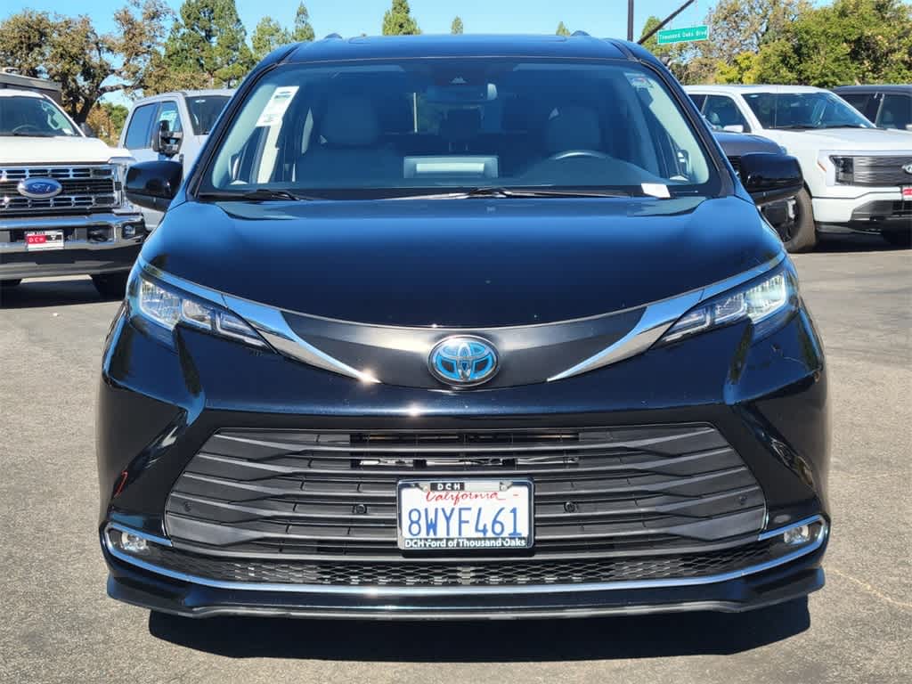 Thumbnail: 2021 Toyota Sienna - 7
