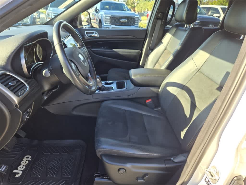 Thumbnail: 2021 Jeep Grand Cherokee - 10