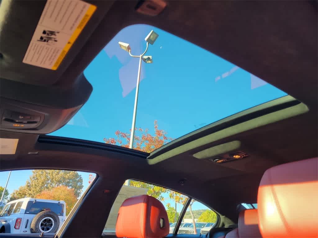 Thumbnail: 2015 BMW 6 Series - 17