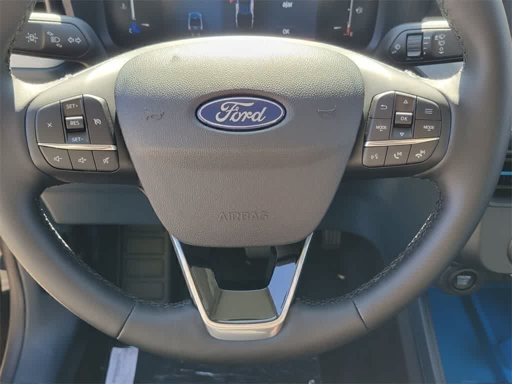 Thumbnail: 2025 Ford Maverick - 17