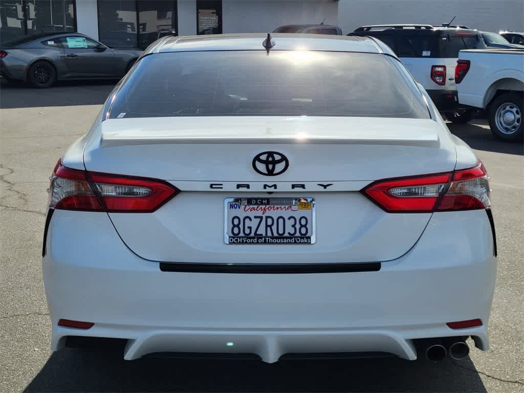 Thumbnail: 2019 Toyota Camry - 4