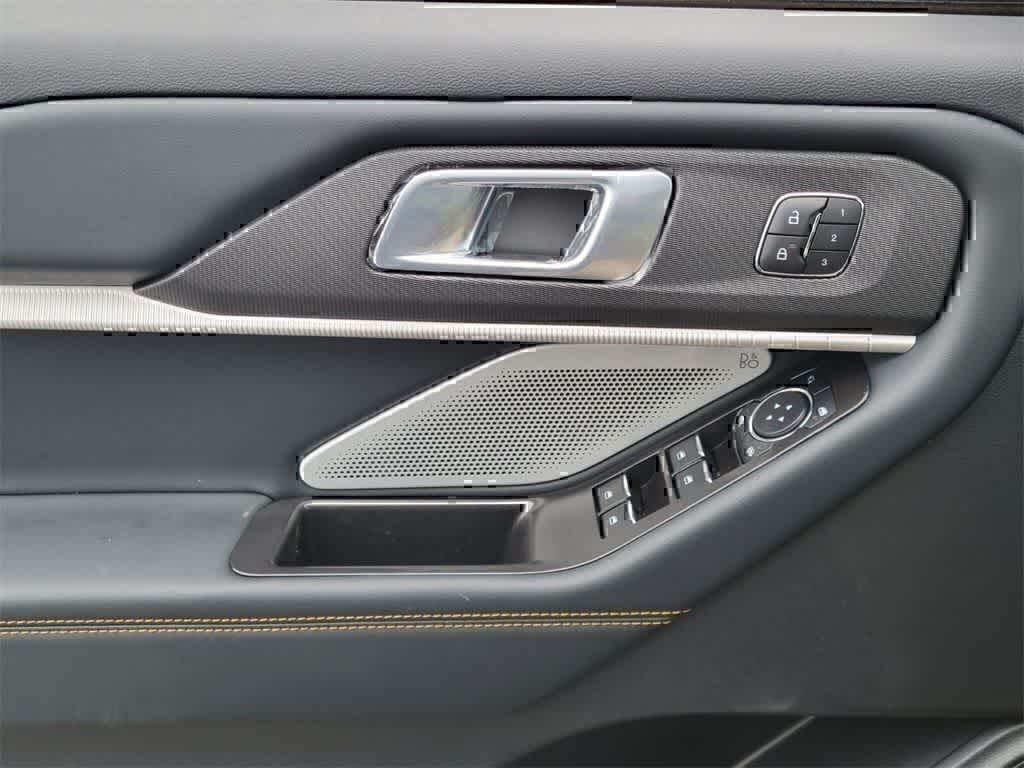 Thumbnail: 2026 Ford Explorer - 20
