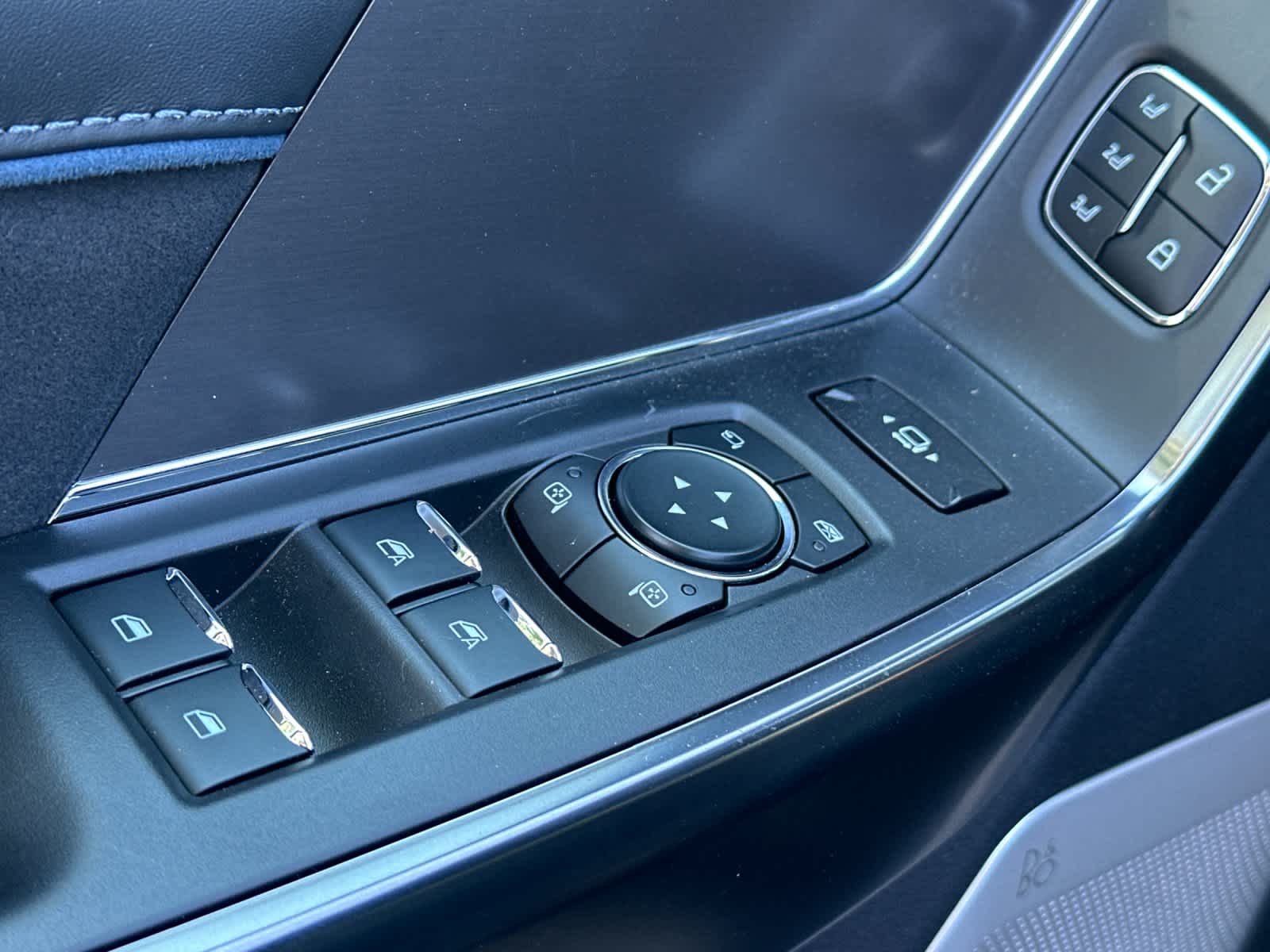 2026 Ford F-250 Super Duty Platinum - Photo 13