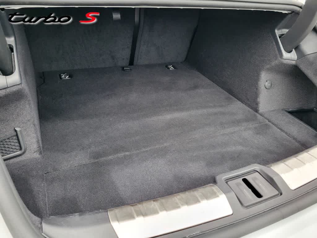 Thumbnail: 2021 Porsche Taycan - 14