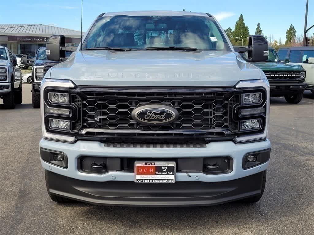 2025 Ford F-250 Lariat 10