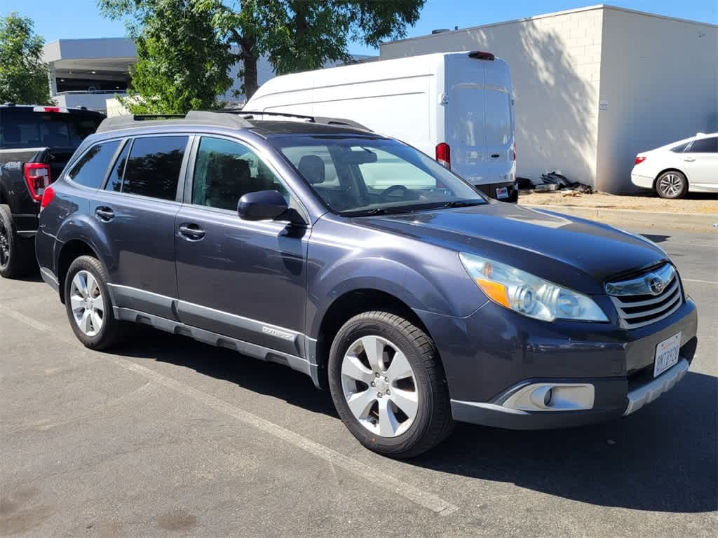 2011 Subaru Outback 2.5i Limited 11