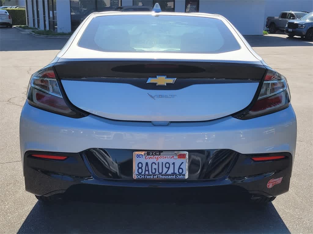 Thumbnail: 2017 Chevrolet Volt - 4