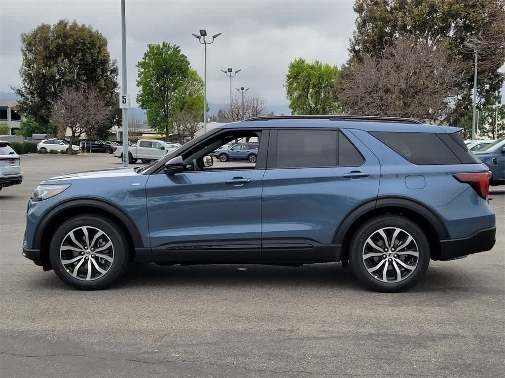 Thumbnail: 2026 Ford Explorer - 2