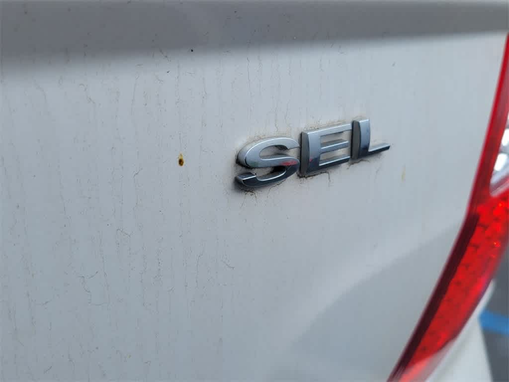 Thumbnail: 2010 Ford Fusion - 8
