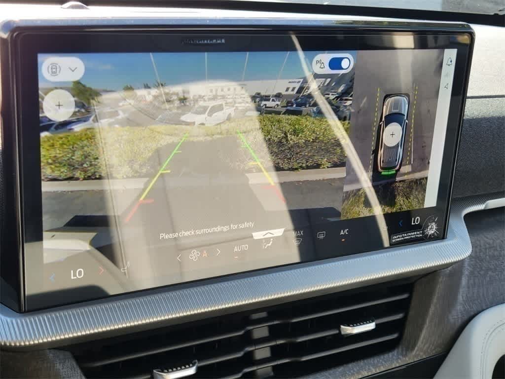 Thumbnail: 2025 Ford Explorer - 22