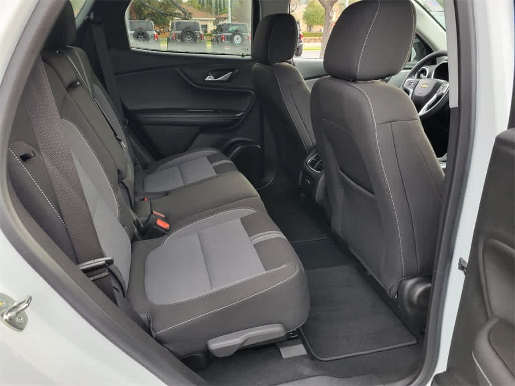 Thumbnail: 2023 Chevrolet Blazer - 16