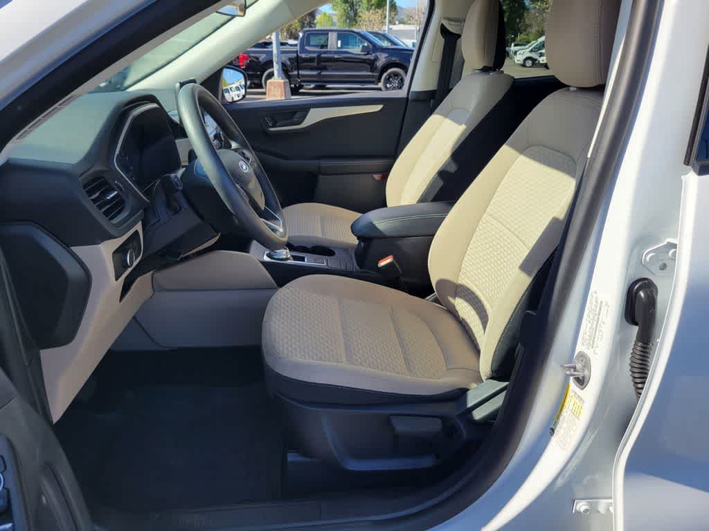 Thumbnail: 2022 Ford Escape - 11