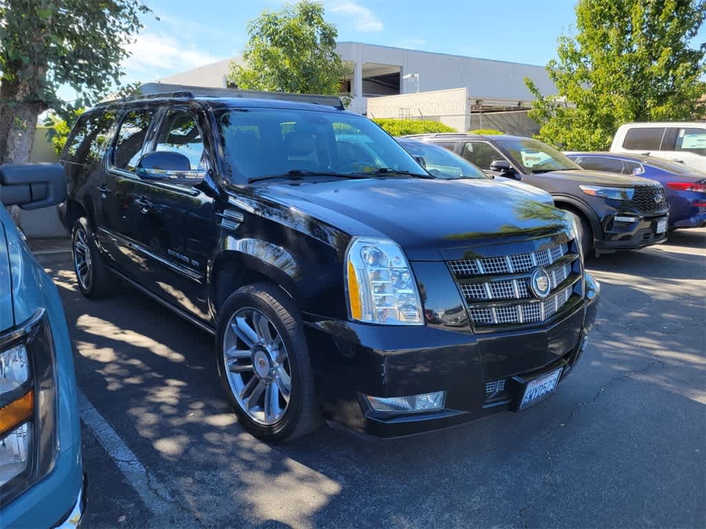 Thumbnail: 2013 Cadillac Escalade - 10