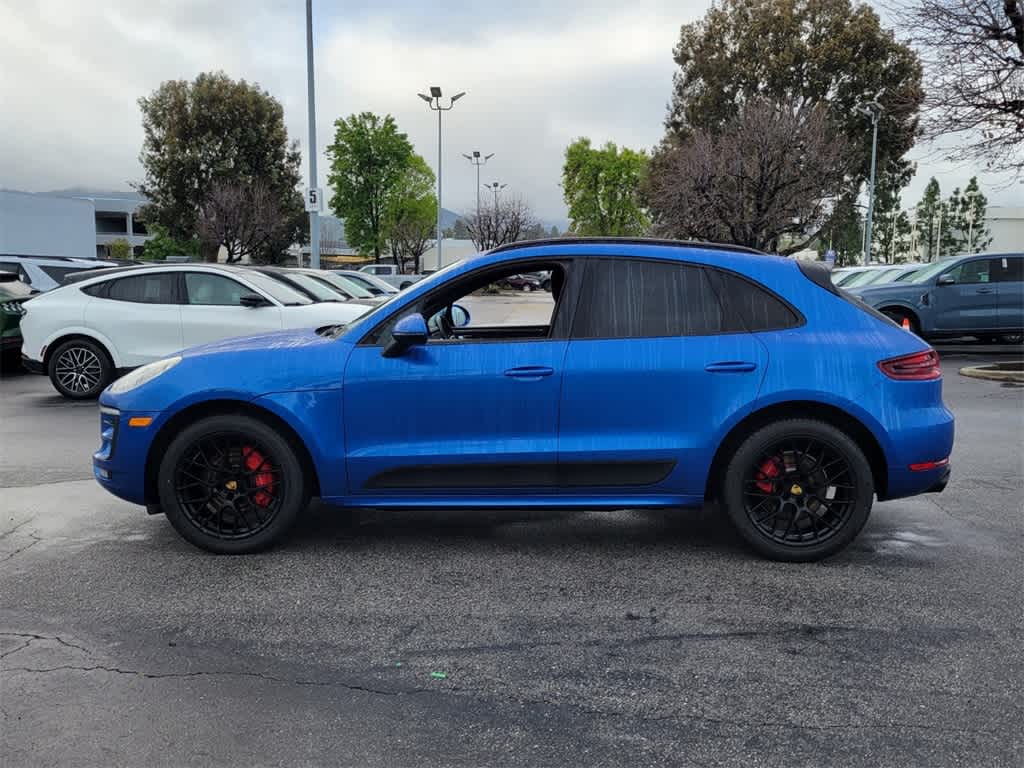 Thumbnail: 2017 Porsche Macan - 2