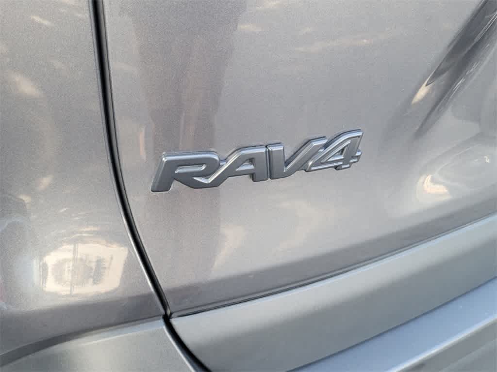 Thumbnail: 2024 Toyota RAV4 - 6