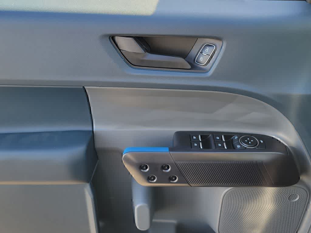 Thumbnail: 2026 Ford Maverick - 18