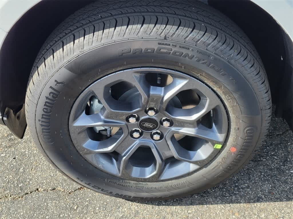 Thumbnail: 2026 Ford Maverick - 10