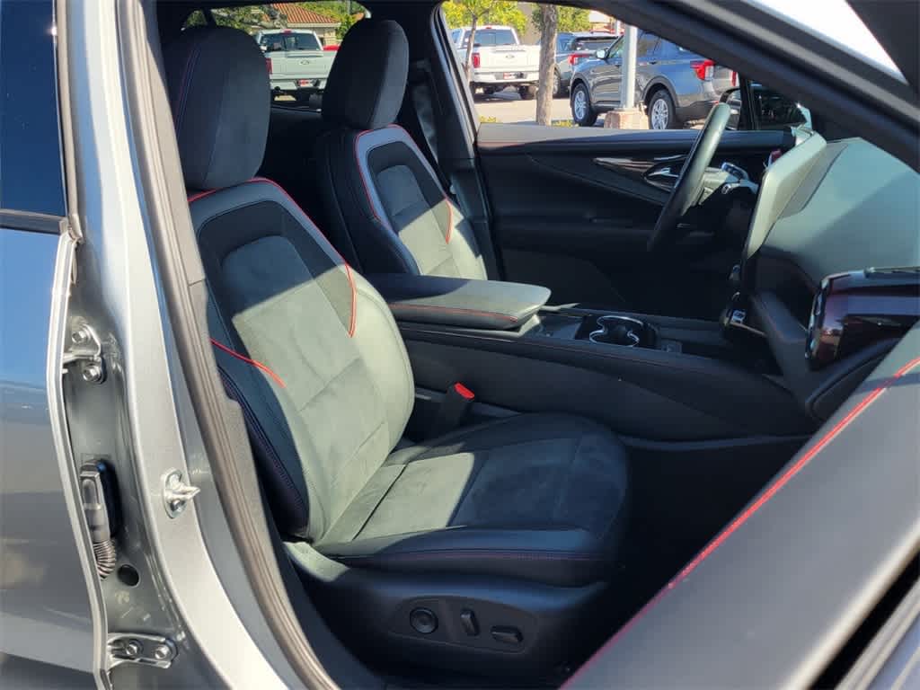 Thumbnail: 2024 Chevrolet Blazer EV - 15